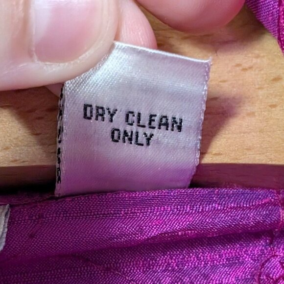 VTG 90s Chicos 100% Silk Magenta Pink Floral Embroidered Button-Down M Fairy - Picture 8 of 8